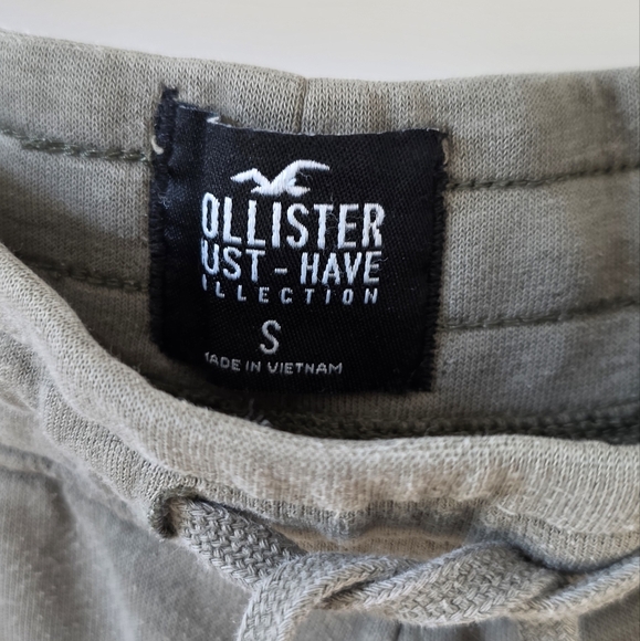 Hollister Men's Olive Jogger Pants - Picture 3 of 3